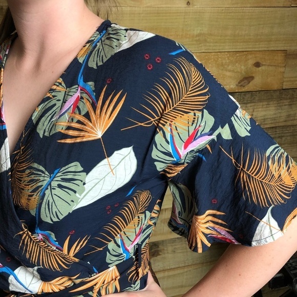 Entro, tropical pattern dress, EUC - Picture 5 of 12